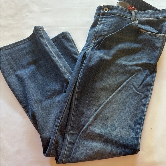 Pringle of Scotland Flared Jeans - Picture 8 of 11